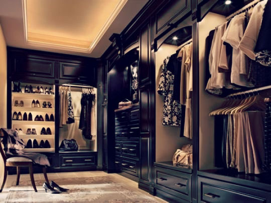 luxurious walk in closet