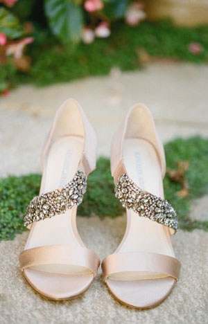 Shoes of Girl Finder Fashion