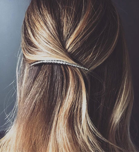 15 Easy bobby pins hairstyles for Long Hair | Lovika #chic #easy