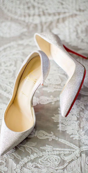 38 Absolutely gorgeous wedding shoes to buy | Lovika #heels #pumps #white