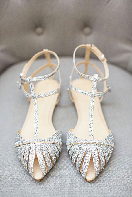 38 Absolutely gorgeous wedding shoes to buy | Lovika #heels #pumps #white