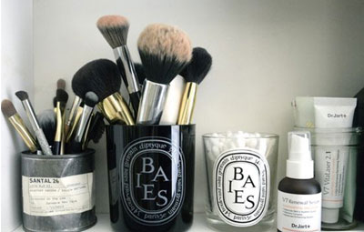 LOVIKA | 40 Decor Ideas to Reuse Your Diptyque Candles Jars - How to recycle and make it stylish #makeup #brushes #bathroom