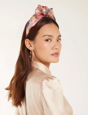 7 Must-Have Headbands to Copy Fashion Girl Hairstyles | Lovika